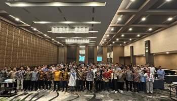 Staf TIPD IAIN SAS Bangka Belitung Hadiri Rapat Koordinasi Pengelolaan EMIS PTKI 2025 di Palembang